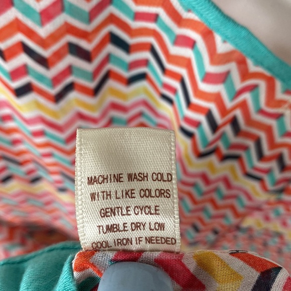 Liberty love sheer boho zigzagged printed multicolored sleeveless top, size L - Picture 4 of 6